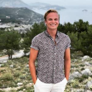 Meet your Posher, Eric